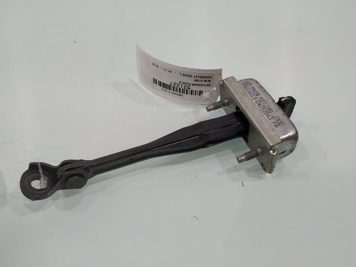 5173991 door retainer