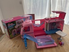 Barbie dream camper van
