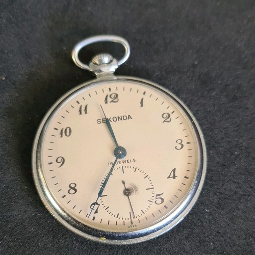 Vintage metal sekonda - vintage,