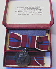 Ladies Queen Elizabeth II 1953 Coronation medal with certificate