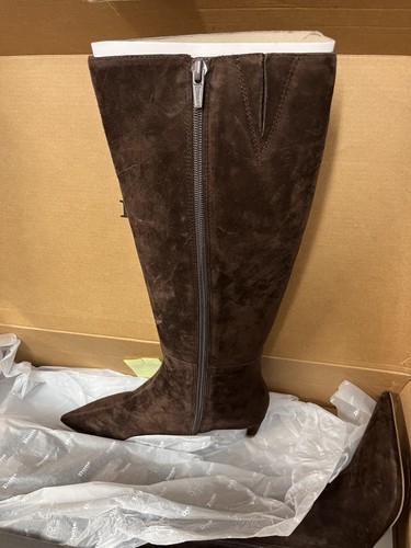 New boxed dune brown - new, suede