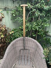 Spearwell T handle flat tine potato/bait digging fork