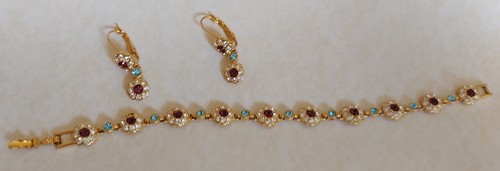 Joan rivers gold flower - joan,