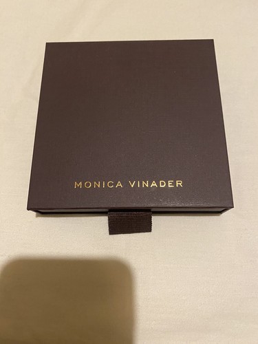Monica vinader gift box - vinader,