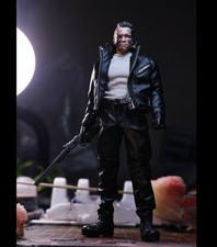 Mezco One:12 Scale Custom Terminator 2 T-800 Figure