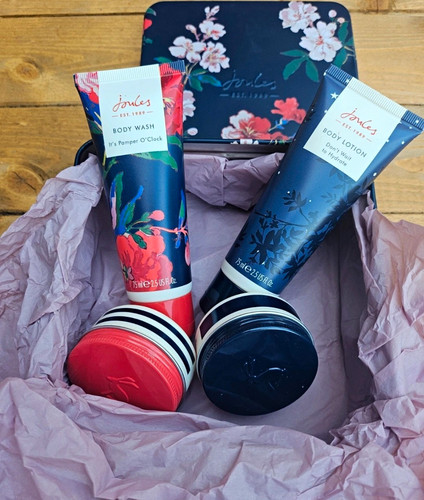 Joules floral body gift - floral,