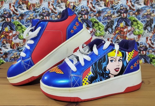 Wonder woman size - :,