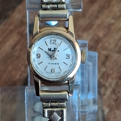 18ct gold watch mudu - 18ct,