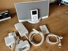 Ipod Classic 4th gen 60 GB and Bose Dock Speaker