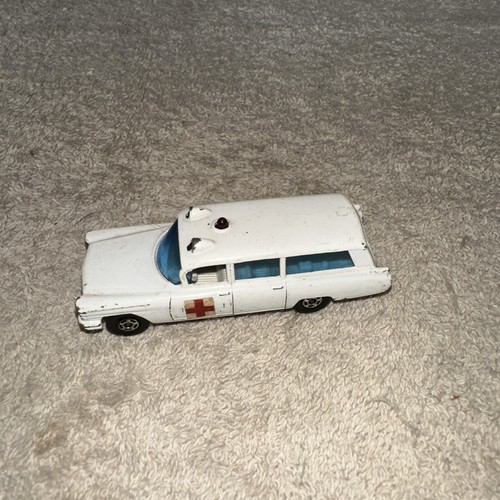 Matchbox vintage cadillac - matchbox,