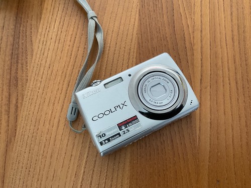 Nikon coolpix s225 silver - coolpix,
