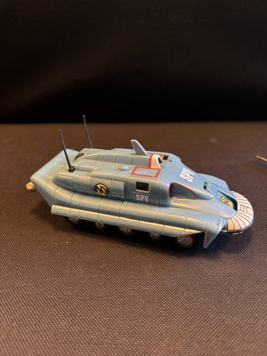 Captain scarlet spectrum - captain,