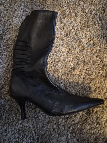 Black low stiletto boots size - black,