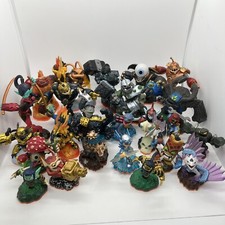 Skylanders Giants Figures and
