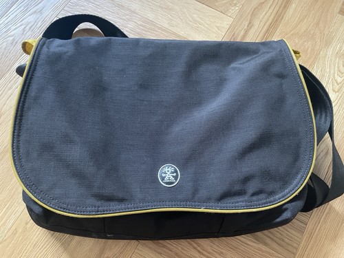 Crumpler silver dig - dig, 16"