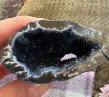 Hollow Dyed Agate Geode. 87g