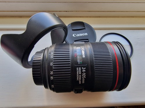 Canon lens 105mm - 24-105mm, f/4