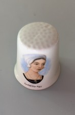FENTON FINE BONE CHINA THIMBLE