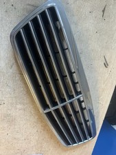 MERCEDES BENZ W208 CLK CLASS CHROME/BLACK FRONT GRILL A2088800085 1996-2003