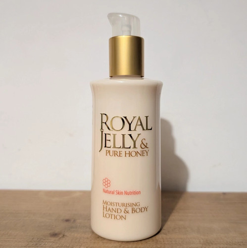 Royal jelly pure - royal, honey