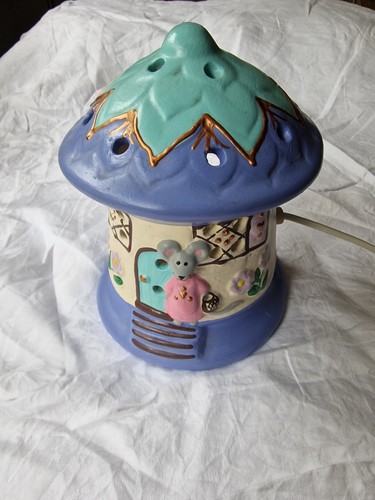 Kids bedside lamp table - kids, lamp.