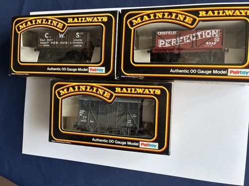Mainline gauge wagons - x,