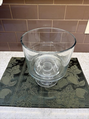 The pampered chef glass - chef,