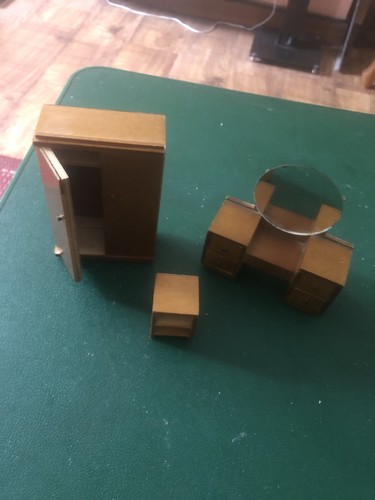 Dolls house furniture lot - dolls, 4