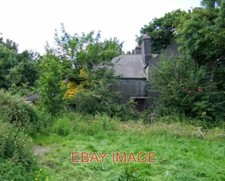 PHOTO  ABANDONED HOUSE -