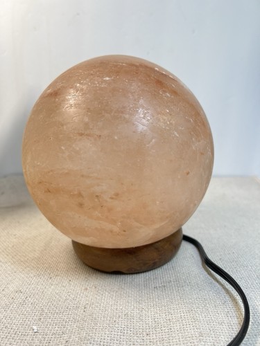 Pink himalayan salt lamp - salt,