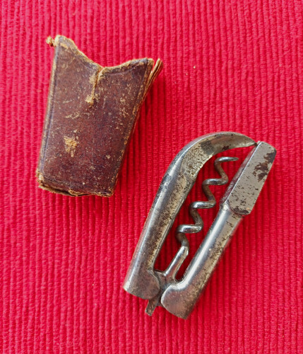 Rare folding metal corkscrew - rare,
