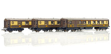HORNBY 00 GAUGE - RAKE OF 3
