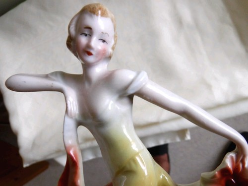 Art deco porcelain - art,
