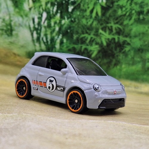 Hot wheels fiat - hot,