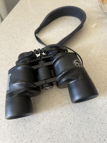 Bushnell 8x42 - wa, (wide