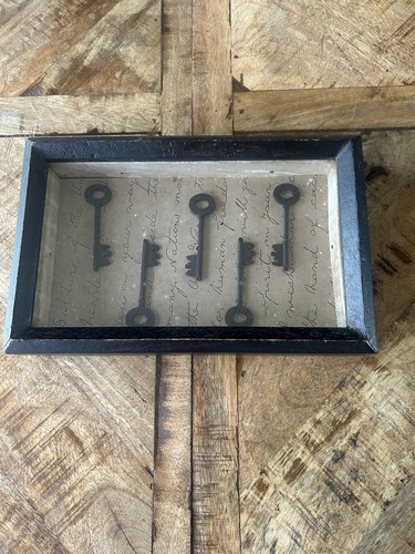 Framed vintage skeleton keys - framed,