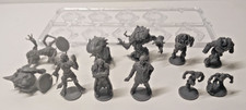 DREADBALL XTREME - XTREME FREE AGENTS - 11 FIGURES WITH BASES - MANTIC GAMES