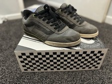 VANS ROWLEY SKATE SHOES OLD