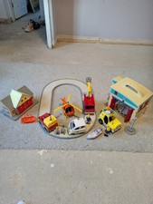 Rare, vintage collectable Fireman Sam set from 2006-08 with figures & cars