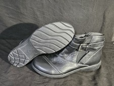 Clarks Women's Collection