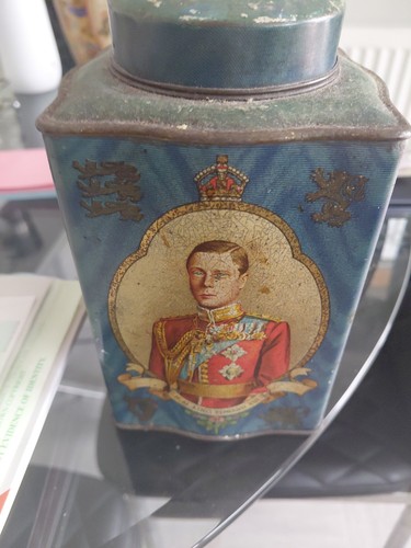 King edward viii - tin, tall