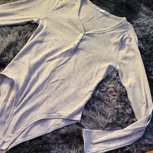 Women grey ribbed henley - women’s,