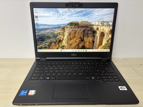 Fujitsu lifebook e5411 - fujitsu,
