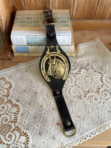 Vintage horse brass - horse, black