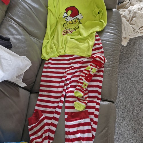 Primark cares boys grinch - cares,