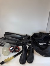 SCUBA DIVING EQUIPMENT LOT