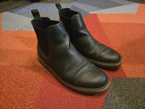 Clarks black leather clelsea - leather,