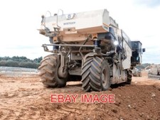 PHOTO  WIRTGEN LARGE EARTH