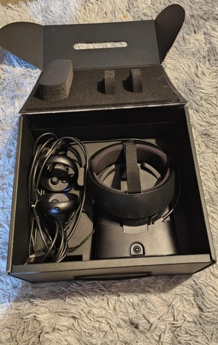 Oculus rift box with - s,