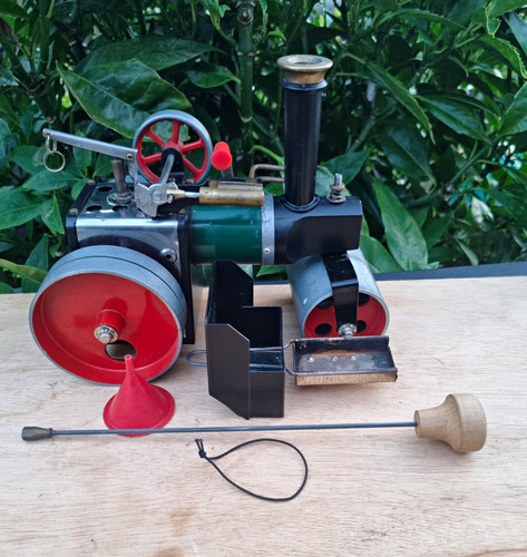 Mamod steam engine - steam,
